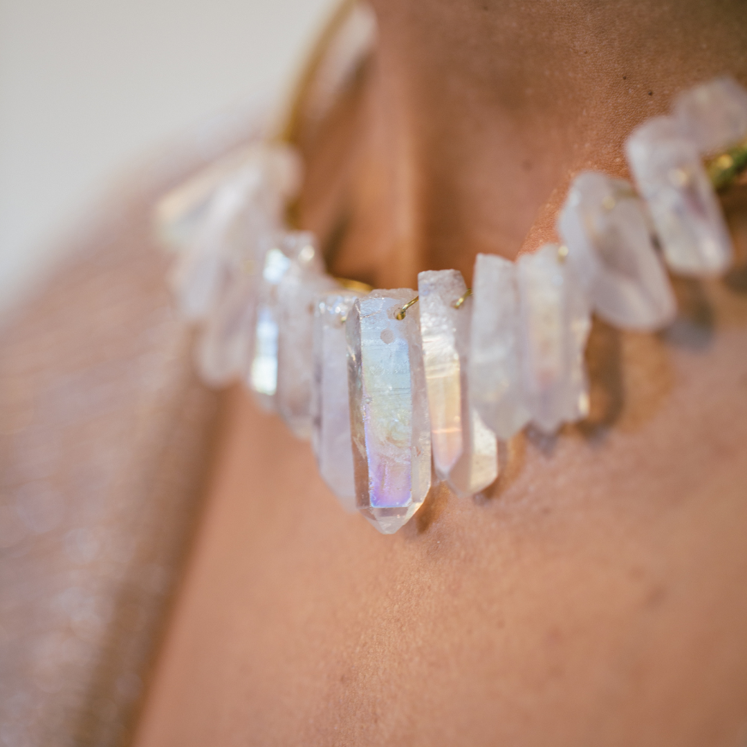 Big crystal crown necklace