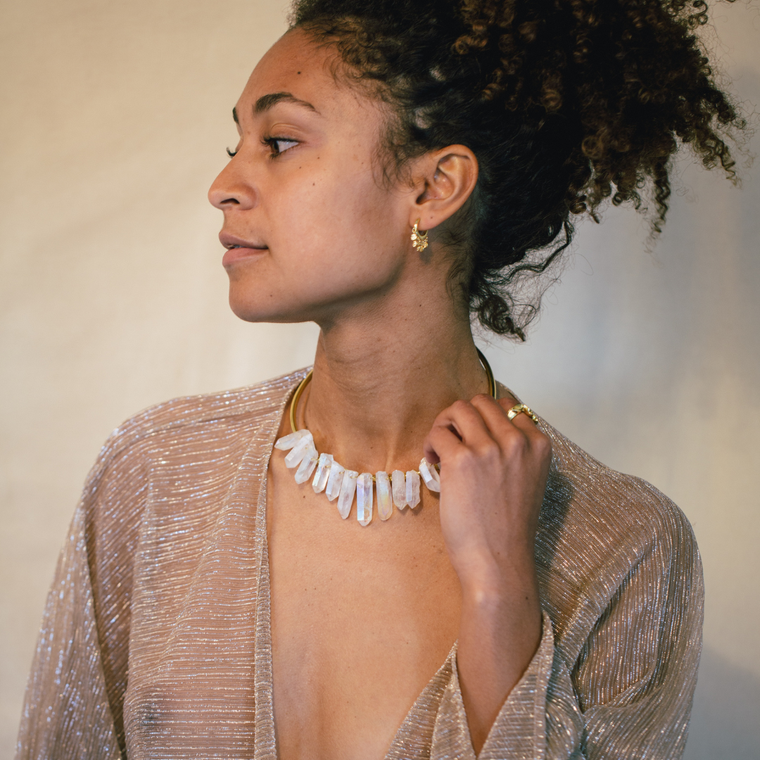 Big crystal crown necklace