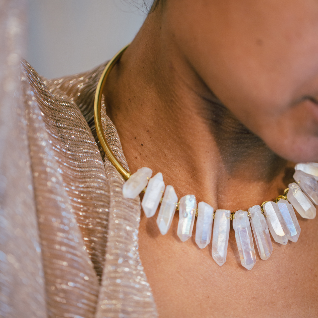 Big crystal crown necklace