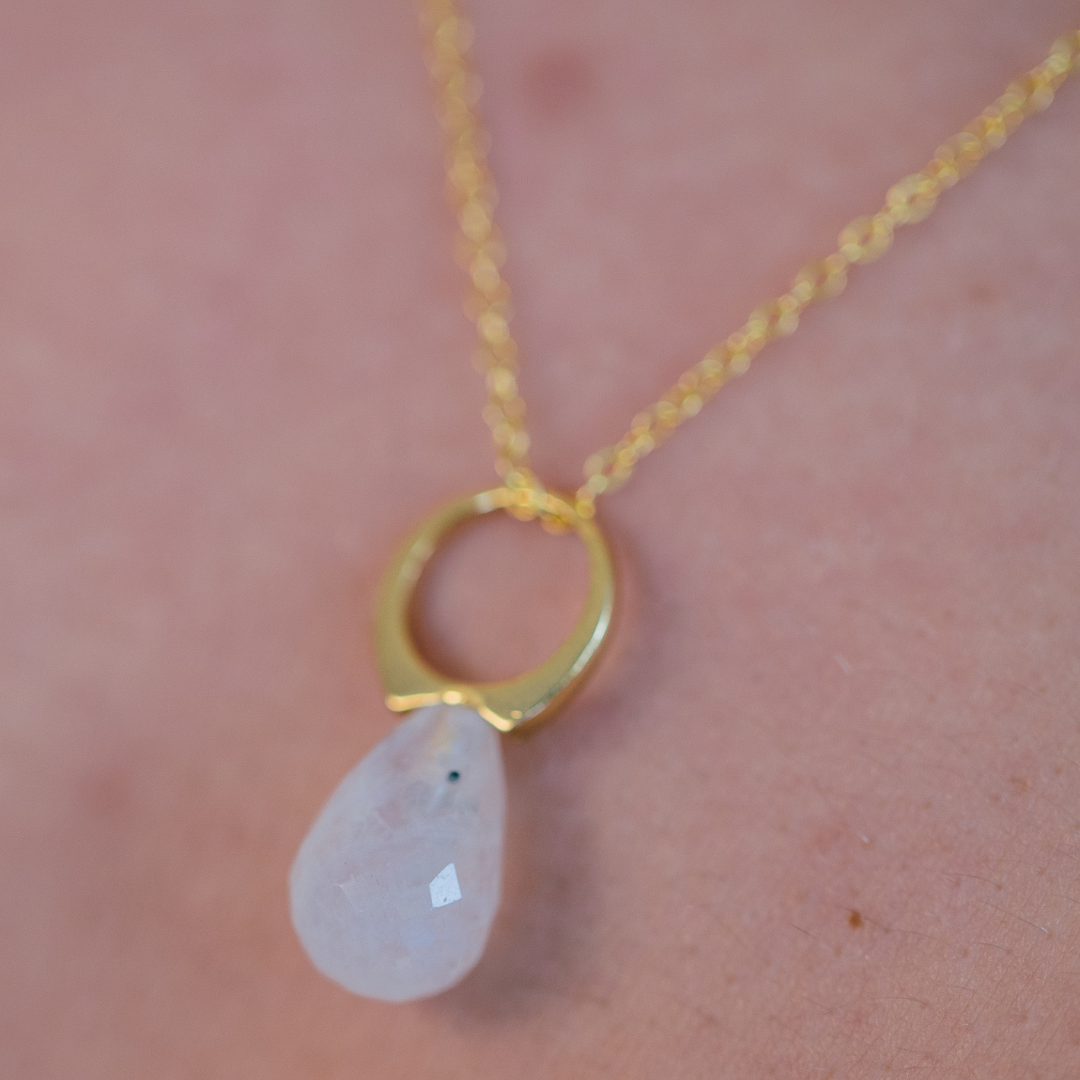 Drip Necklace Moonstone